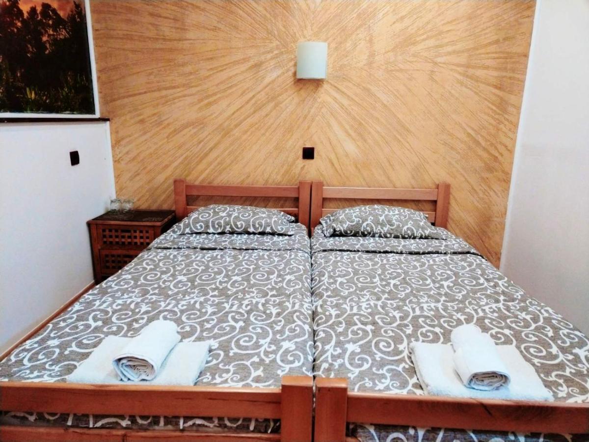 Fun Rooms Sobe Prenociste Borca Экстерьер фото