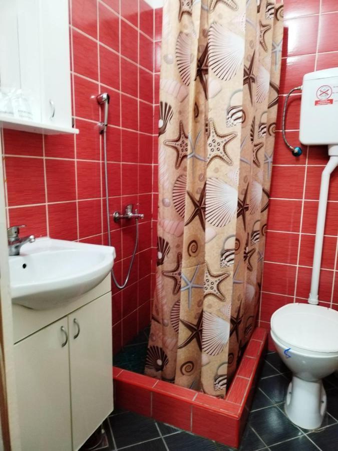 Fun Rooms Sobe Prenociste Borca Экстерьер фото