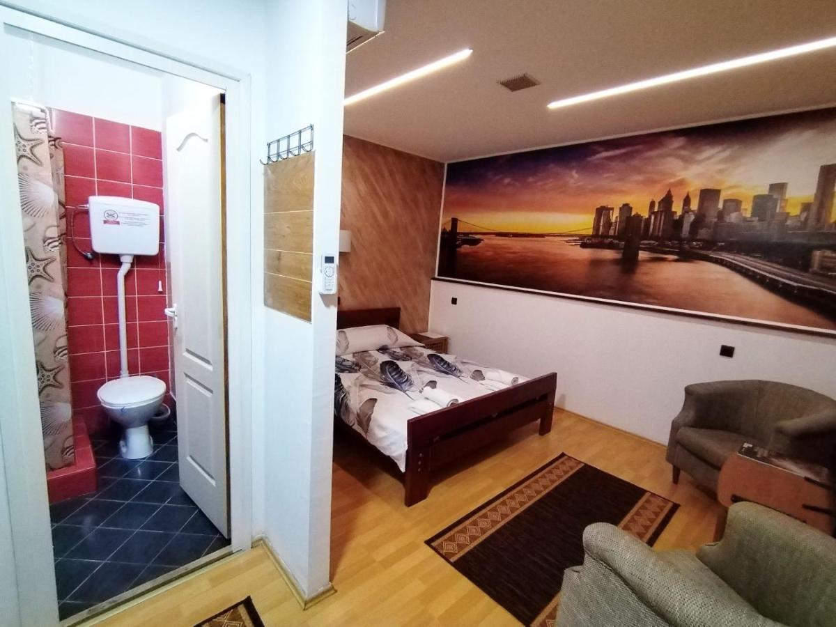 Fun Rooms Sobe Prenociste Borca Экстерьер фото