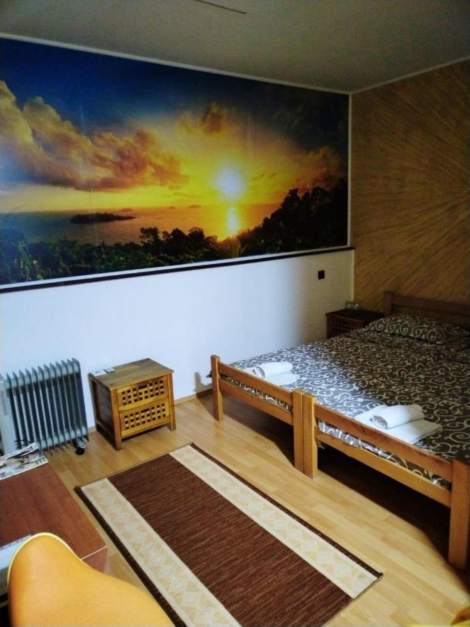 Fun Rooms Sobe Prenociste Borca Экстерьер фото