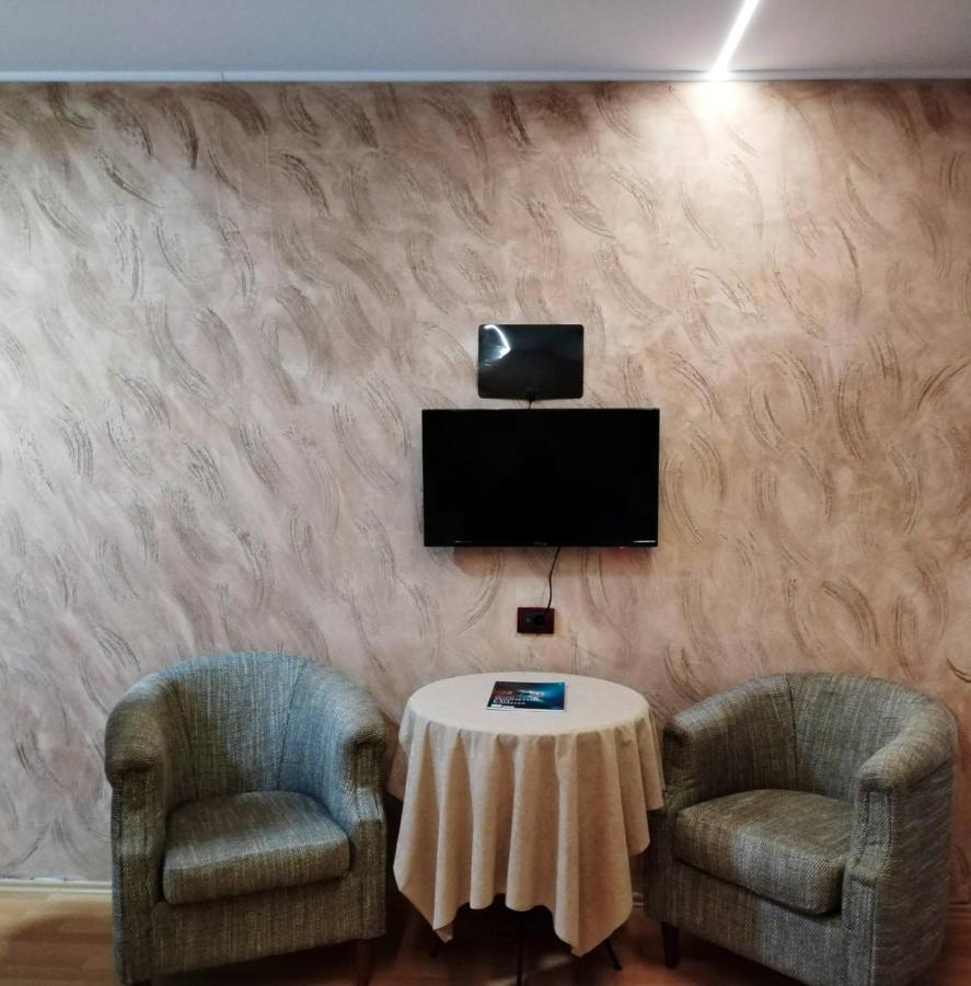 Fun Rooms Sobe Prenociste Borca Экстерьер фото